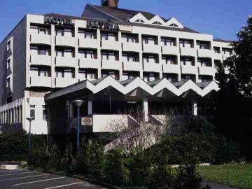 Hotel Patria Pecs Luaran gambar