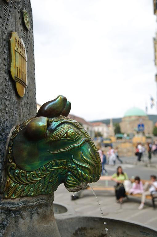 Hotel Patria Pecs Luaran gambar